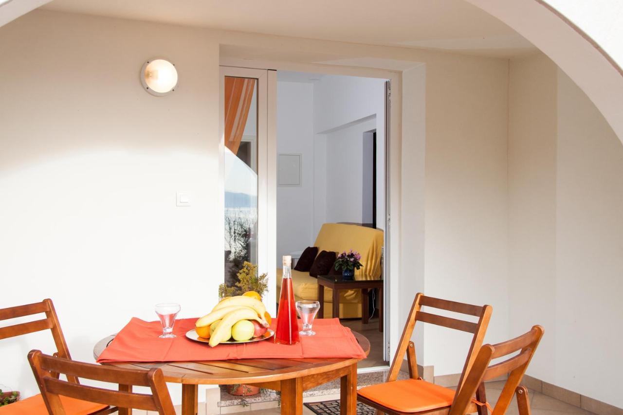 Apartments Adria Blue カスタヴ エクステリア 写真