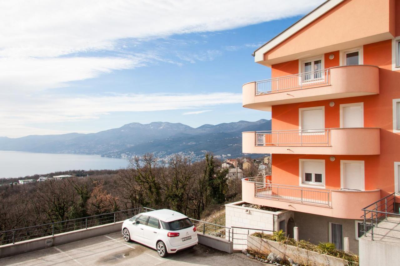 Apartments Adria Blue カスタヴ エクステリア 写真