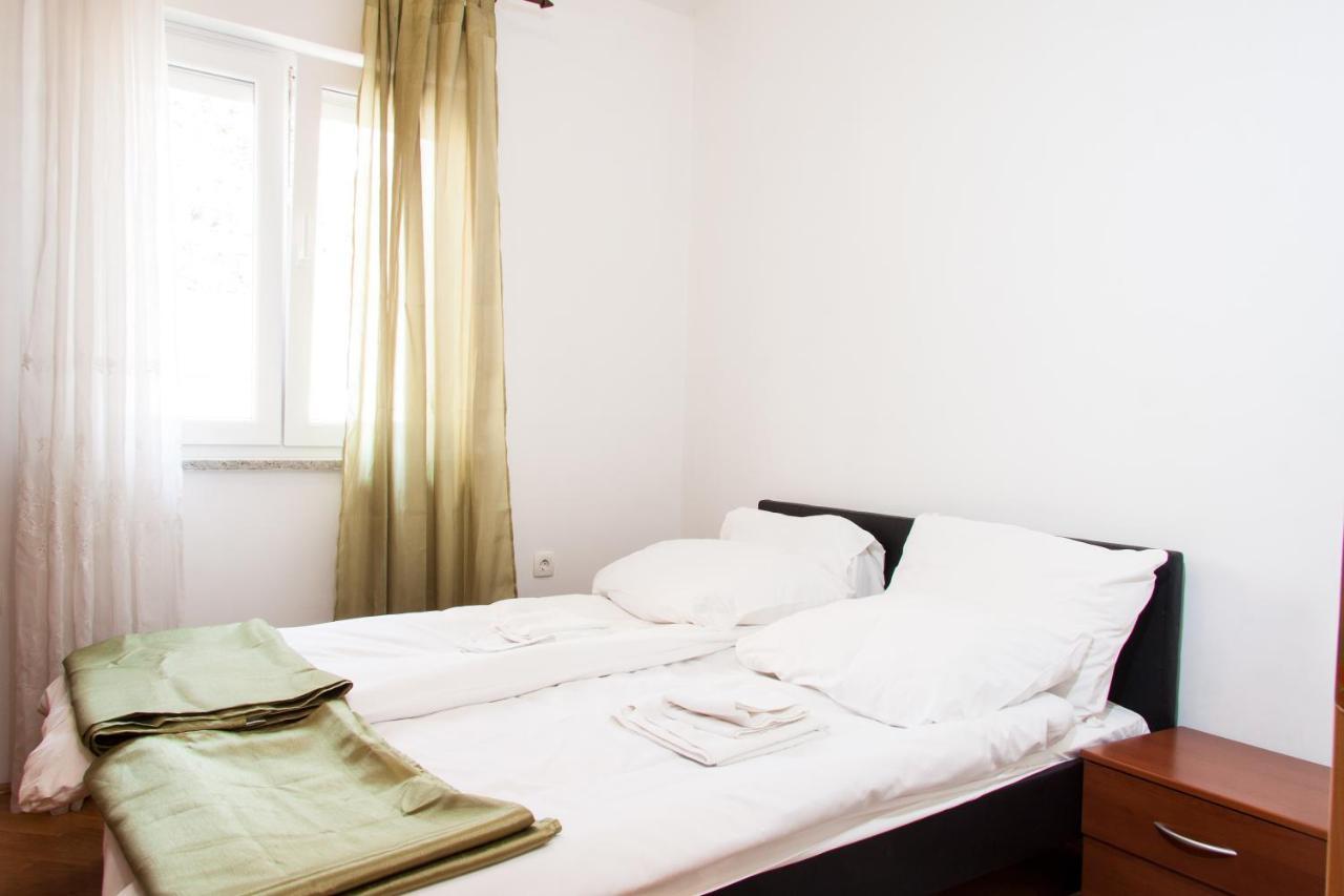 Apartments Adria Blue カスタヴ 部屋 写真