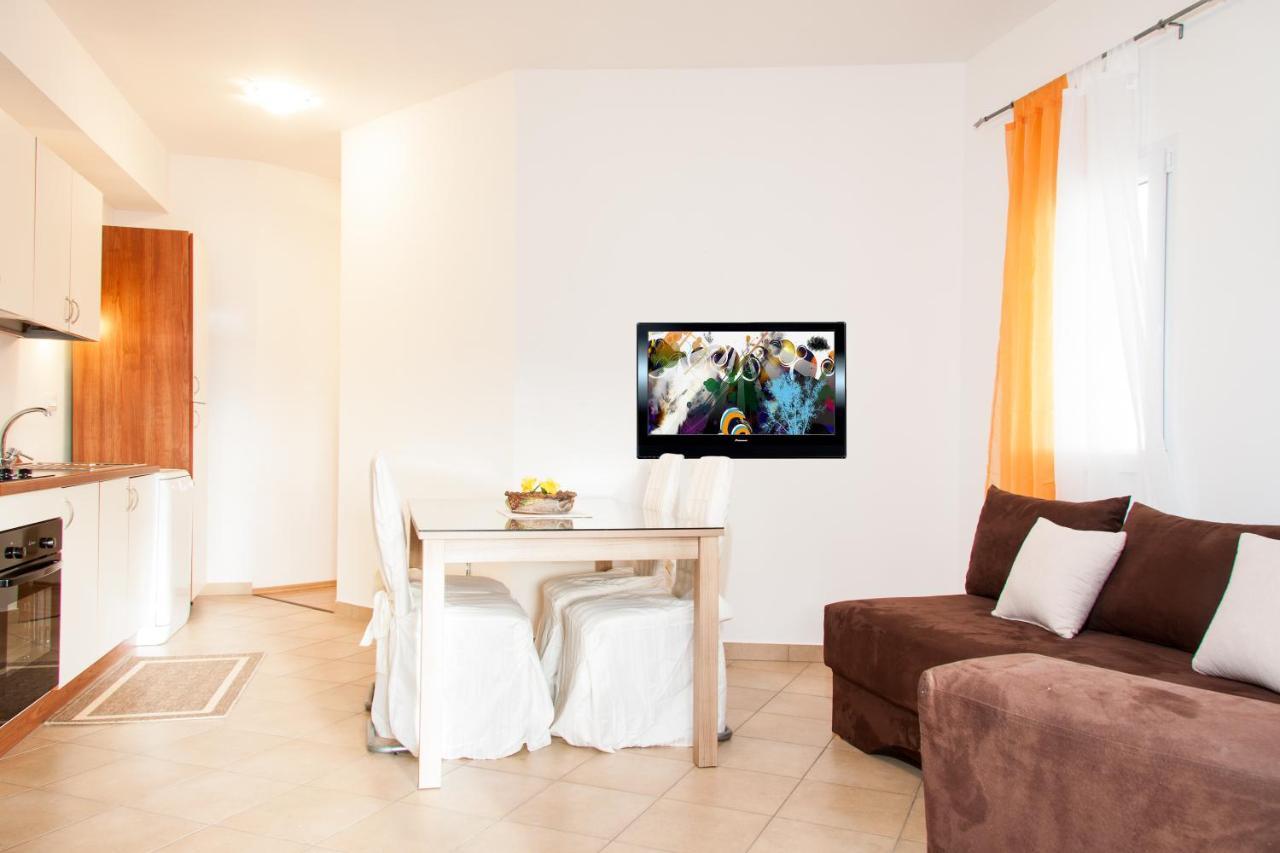 Apartments Adria Blue カスタヴ 部屋 写真